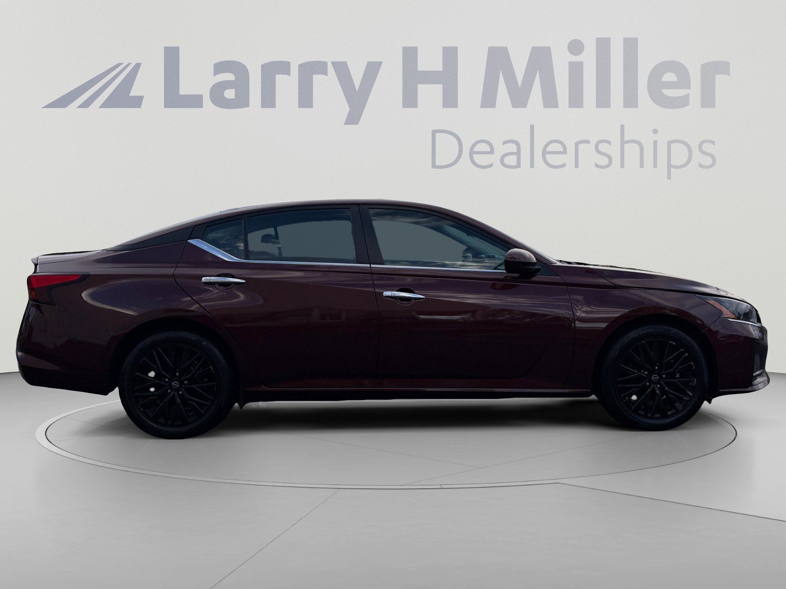 Used 2025 Nissan Altima 2.5 SV w/ SV Special Edition Package FWD image 6