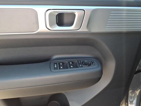 Used 2026 Hyundai Santa Fe SE FWD image 14