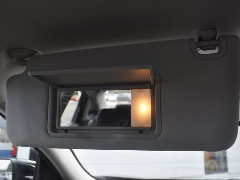 Used 2017 Honda Civic Touring image 27