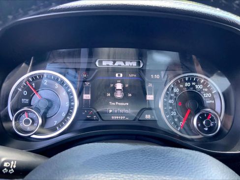Used 2022 RAM 1500 Laramie AWD/4WD image 26