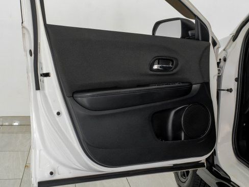 Used 2021 Honda HR-V Sport image 43