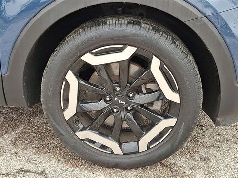 Certified 2023 Kia Telluride EX image 8