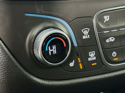 Used 2023 Chevrolet Equinox RS image 20