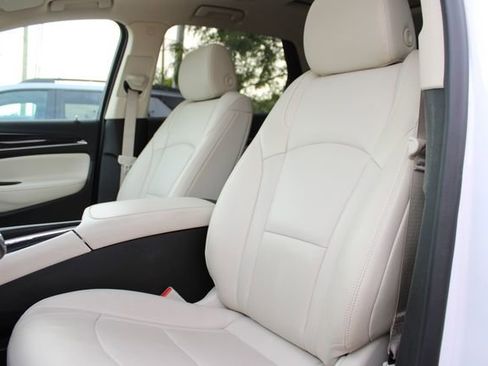 Used 2022 Buick Enclave Premium w/ Experience Buick Package AWD/4WD image 22