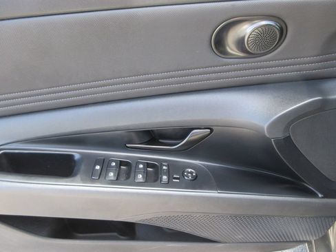 Used 2026 Hyundai Elantra Sport FWD image 20