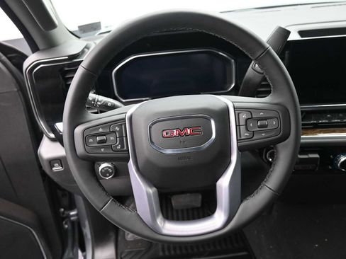 New 2026 GMC Sierra 1500 SLE w/ Preferred Package image 12