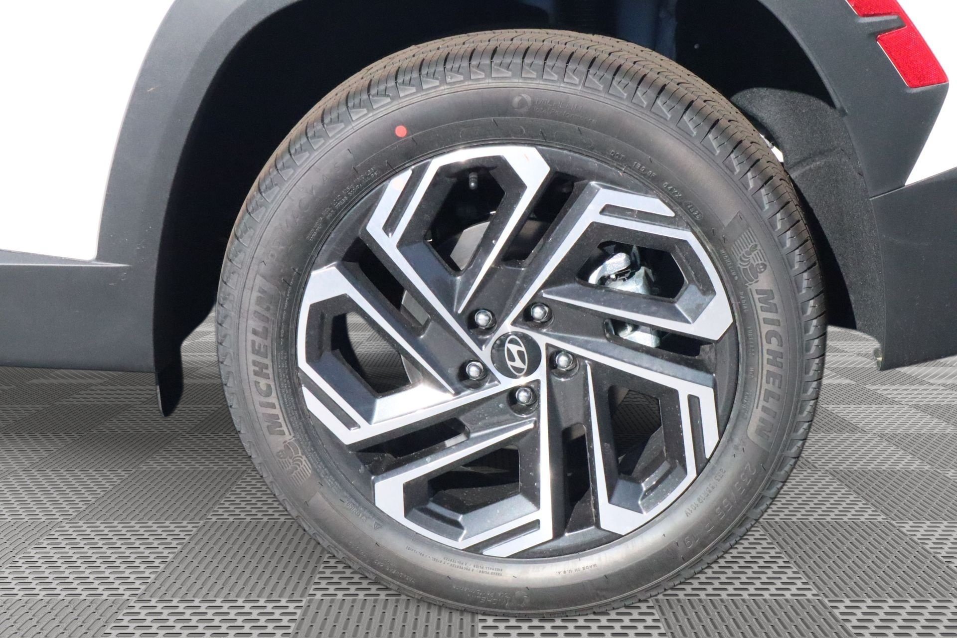 New 2026 Hyundai Tucson Limited AWD/4WD image 5