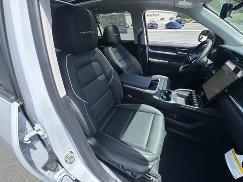 New 2026 GMC Terrain Denali AWD/4WD image 26