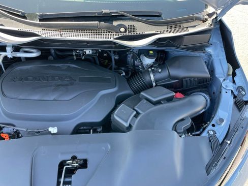 Used 2025 Honda Odyssey Sport-L image 41