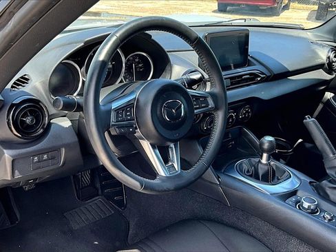 Used 2022 MAZDA MX-5 Miata Sport image 12