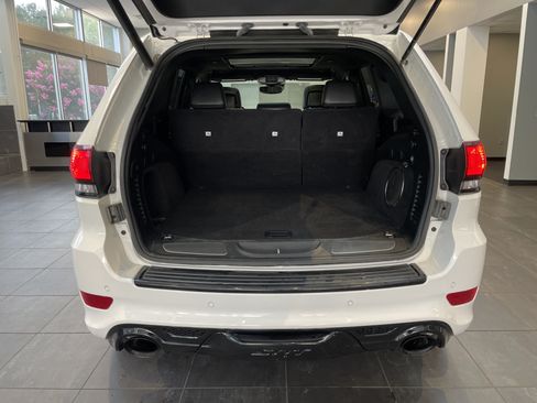 Used 2019 Jeep Grand Cherokee SRT AWD/4WD image 37