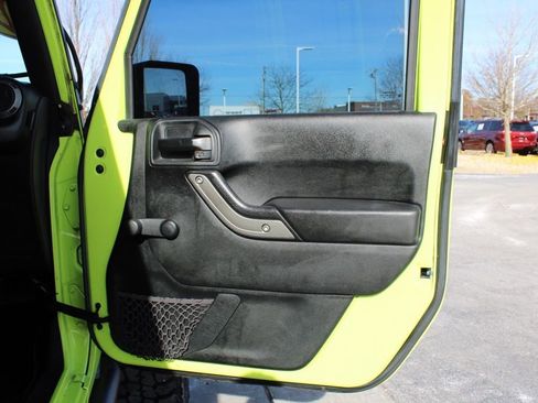 Used 2017 Jeep Wrangler Unlimited Sport w/ LED Lighting Group image 19