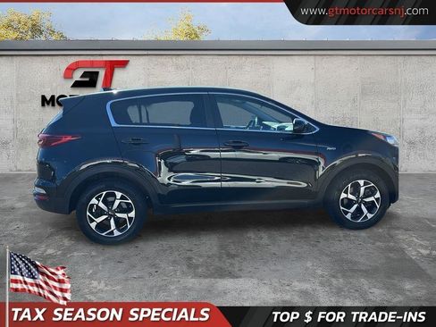 Used 2020 Kia Sportage LX image 8