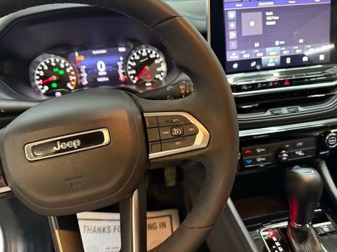 Used 2022 Jeep Compass Altitude image 23