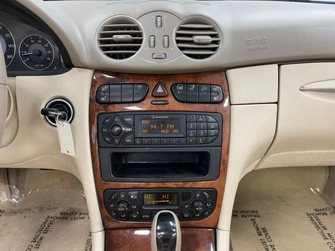 Used 2004 Mercedes-Benz CLK 500 Cabriolet image 61