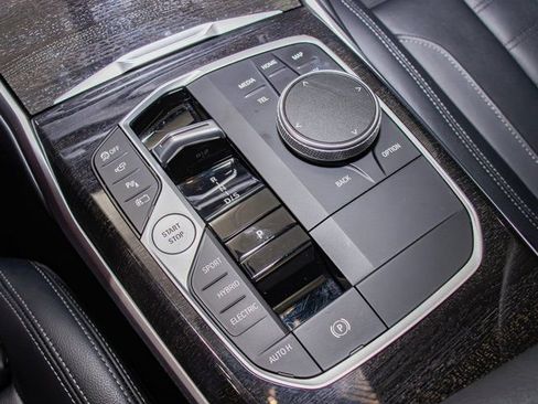 Certified 2024 BMW 330e xDrive 330e xDrive w/ Premium Package image 19