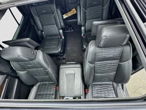 Used 2023 Cadillac Escalade Sport Platinum w/ LPO, ONYX Package AWD/4WD image 14