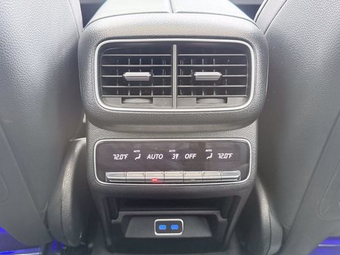 Used 2024 Mercedes-Benz GLS 450 4MATIC image 60