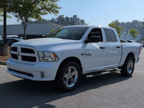 Used 2016 RAM 1500 Express AWD/4WD image 8