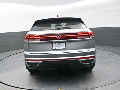 New 2026 Volkswagen Atlas Cross Sport SEL AWD/4WD image 9