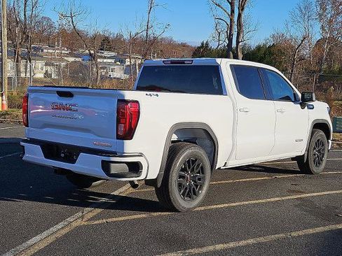 New 2026 GMC Sierra 1500 Elevation image 6