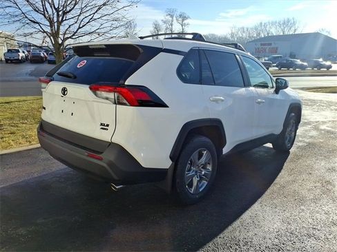 New 2025 Toyota RAV4 XLE image 4