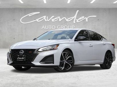 Used 2023 Nissan Altima 2.5 SR w/ SR Premium Package