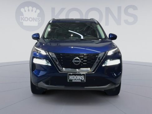 Used 2023 Nissan Rogue SV w/ SV Premium B Package image 4