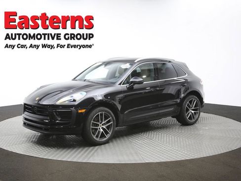 Used 2024 Porsche Macan image 61