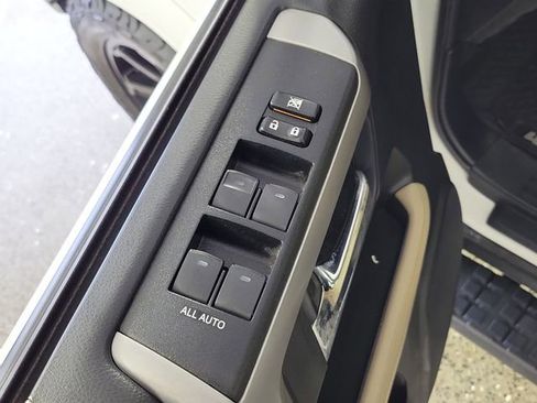 Used 2020 Toyota 4Runner SR5 Premium w/ Moonroof Package image 23