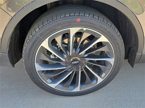 New 2025 Lincoln Aviator Reserve w/ Equipment Group 201A image 8