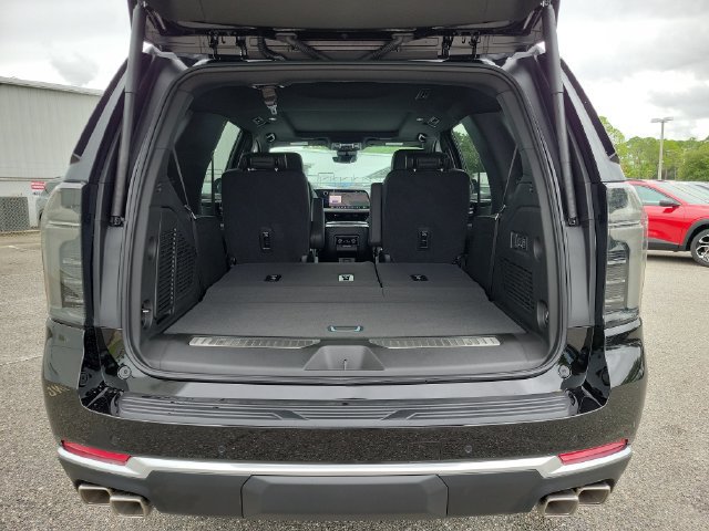 New 2026 Chevrolet Tahoe High Country RWD image 9