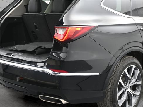 Used 2024 Acura MDX SH-AWD w/ Technology Package image 12