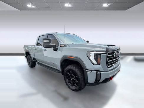 Used 2024 GMC Sierra 2500 AT4 w/ AT4 Premium Plus Package AWD/4WD image 7