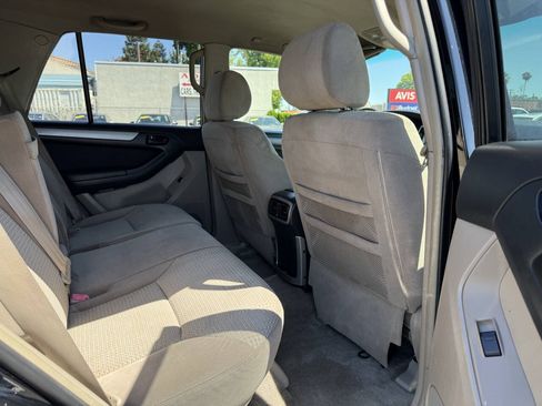 Used 2004 Toyota 4Runner SR5 AWD/4WD image 12
