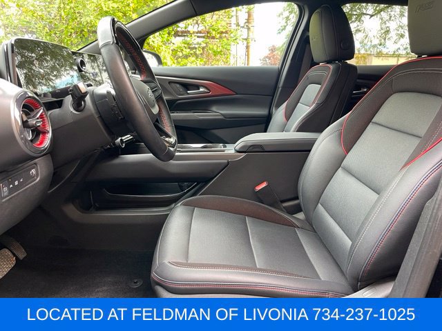 Certified 2024 Chevrolet Equinox EV RS FWD image 17