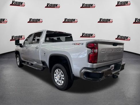 Used 2023 Chevrolet Silverado 2500 LT image 7