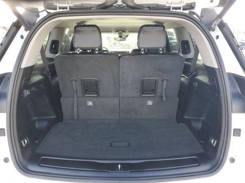 Used 2023 Jeep Grand Cherokee L Limited image 32