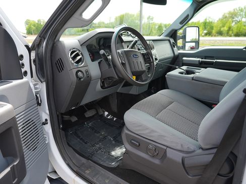Used 2014 Ford F250 XLT AWD/4WD image 15
