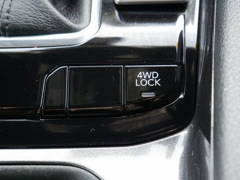 Used 2024 Jeep Compass Latitude image 23