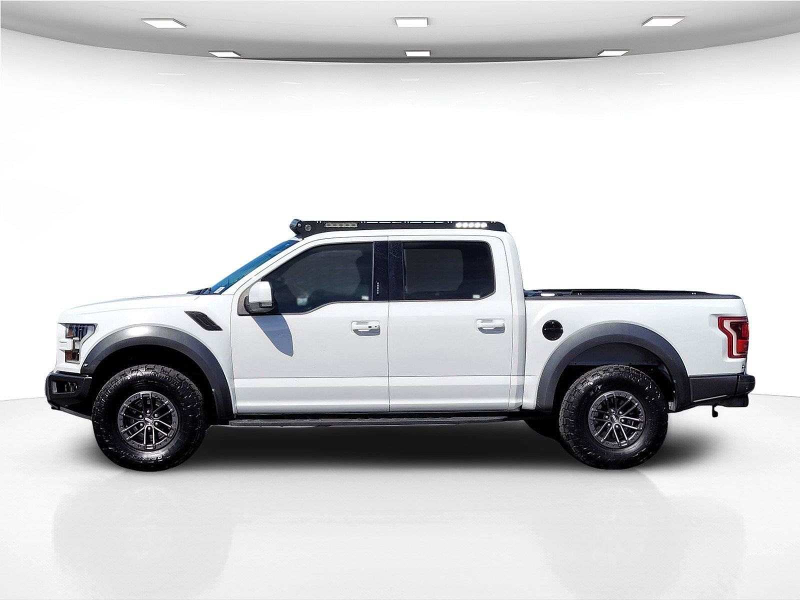 Used 2019 Ford F150 Raptor w/ Equipment Group 802A Luxury AWD/4WD image 10