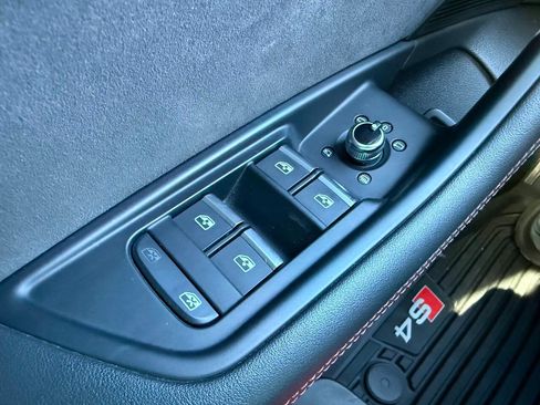 Used 2019 Audi S4 Premium Plus w/ Premium Plus Package image 39