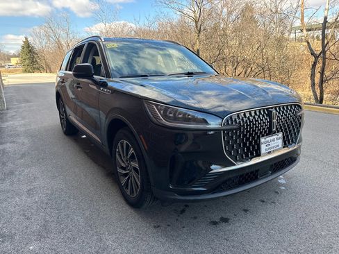 New 2026 Lincoln Aviator AWD image 9