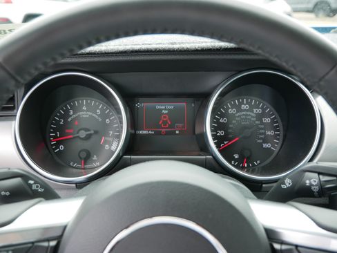Used 2022 Ford Mustang GT Premium RWD image 21