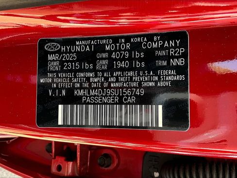 New 2025 Hyundai Elantra SEL image 31