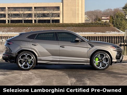 Used 2021 Lamborghini Urus image 6