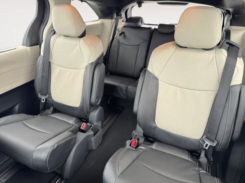 New 2026 Toyota Sienna Limited image 16
