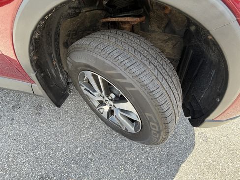 Used 2018 Toyota RAV4 XLE FWD image 31