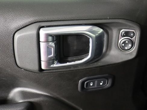 Used 2025 Jeep Wrangler Unlimited Sport AWD/4WD image 20