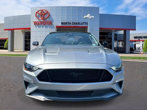 Used 2021 Ford Mustang GT Premium w/ Equipment Group 401A RWD image 3